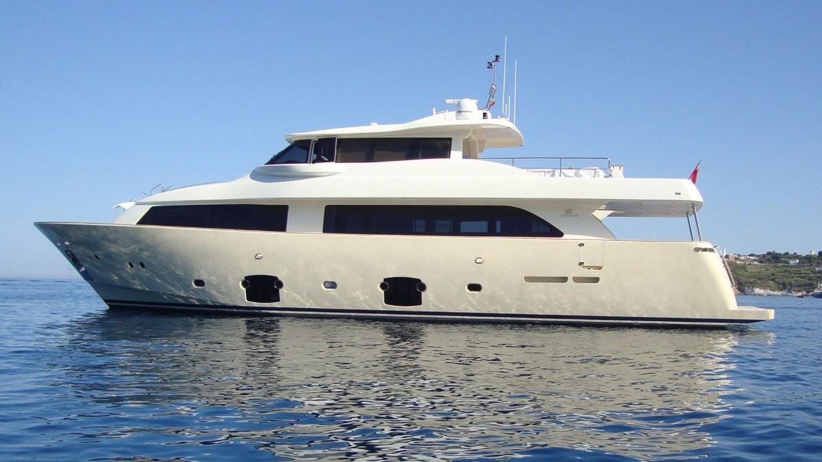 Yate Mediterráneo Deluxe